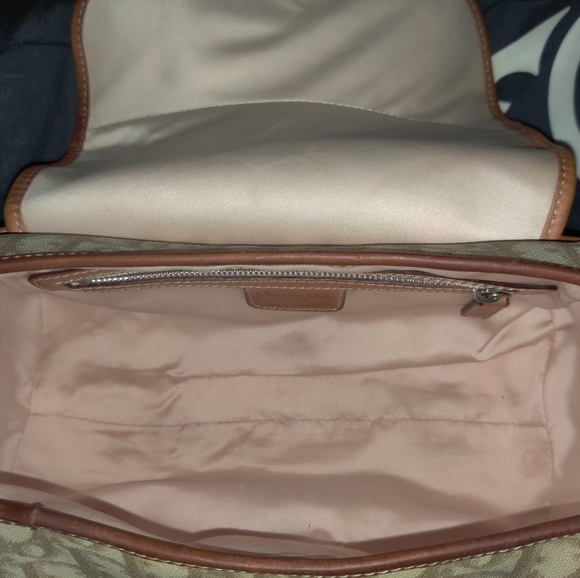 SOLD Christian Dior trotter Romantique Heart Flap Beige baguette - Picture 2 of 7